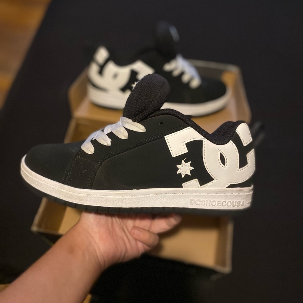 DC Black and White Sneakers Classic Design
